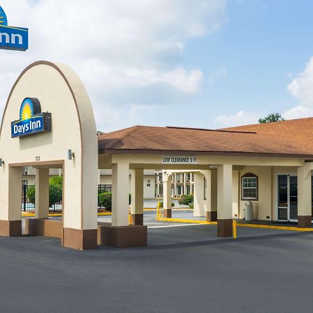 Days Inn By Wyndham Statesville Ngoại thất bức ảnh