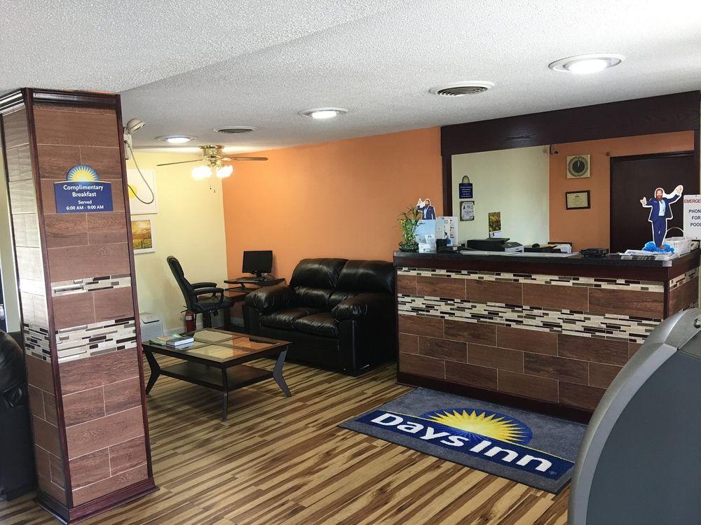 Days Inn By Wyndham Statesville Ngoại thất bức ảnh
