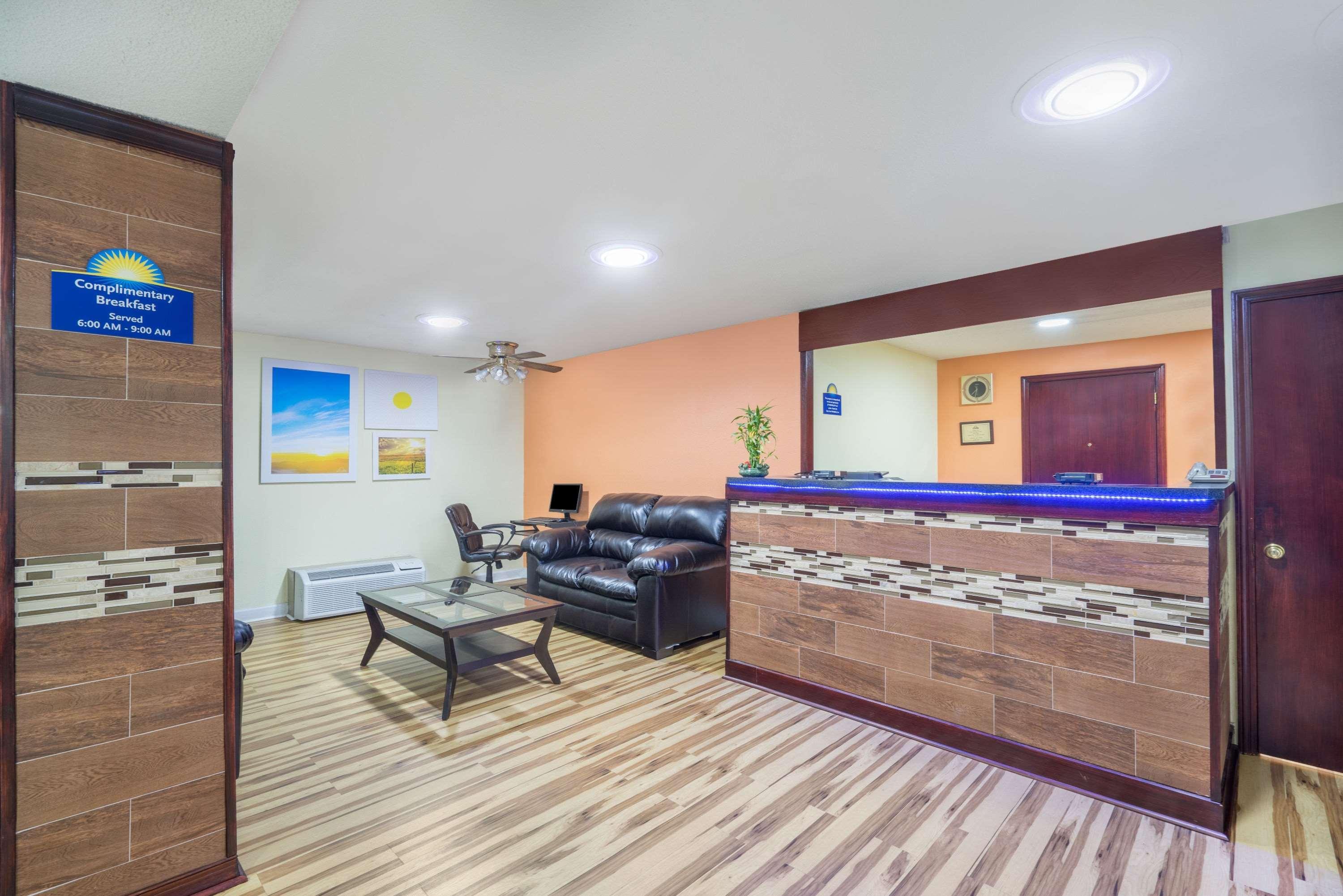 Days Inn By Wyndham Statesville Ngoại thất bức ảnh