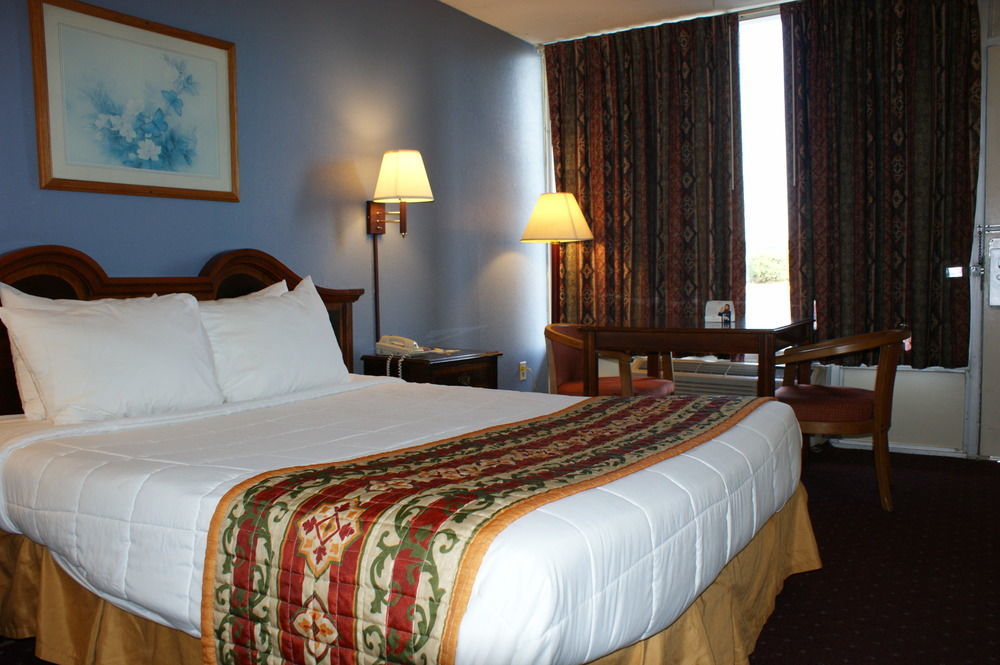 Days Inn By Wyndham Statesville Ngoại thất bức ảnh