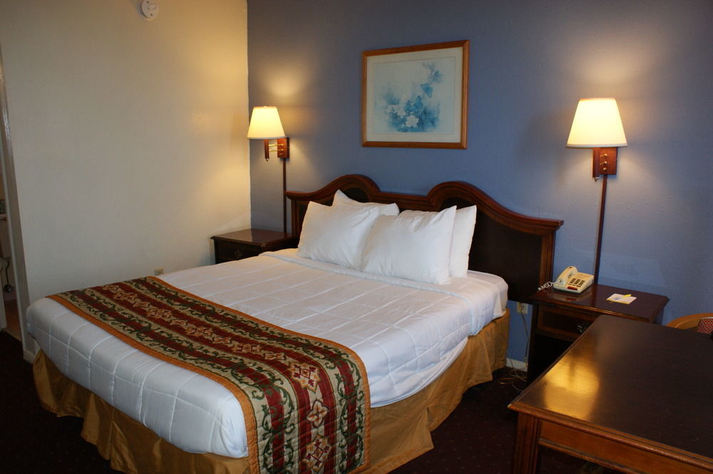 Days Inn By Wyndham Statesville Ngoại thất bức ảnh