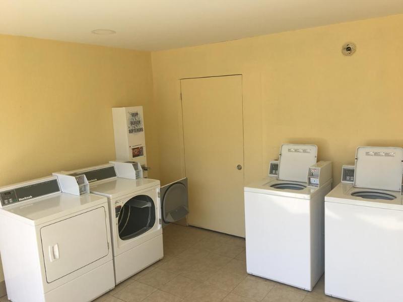 Days Inn By Wyndham Statesville Ngoại thất bức ảnh
